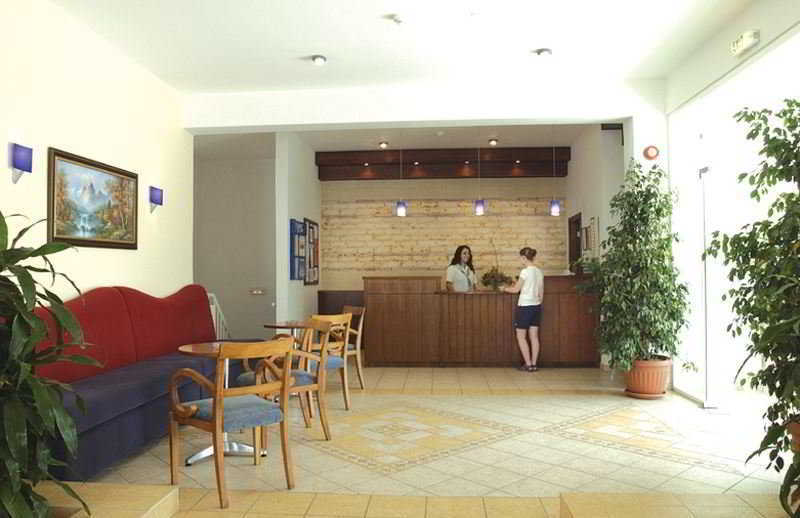 Petrosana Hotel Apartments Agia Napa Exterior foto